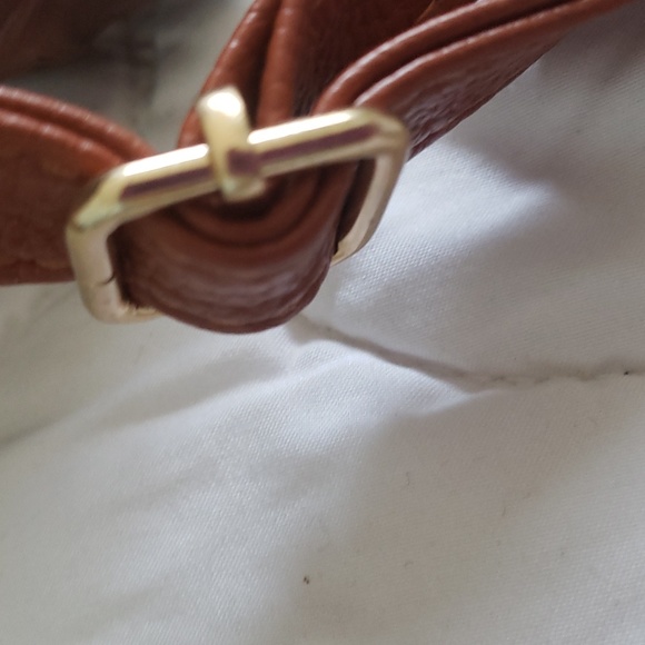 Alligator Style Leather Purse - Picture 5 of 16